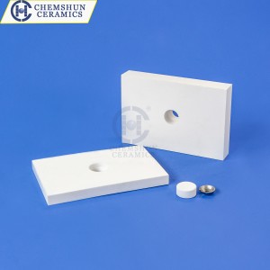 https://www.ceramiclinings.com/alumina-ceramic-tiles/